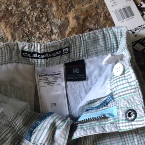 Quicksilver plaid shorts size 12 month - Picture 2 of 6